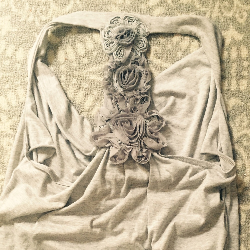 COPY - Gray racer back rosette top